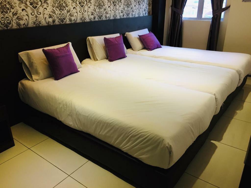 Remember Hotel Bukit Gambir Εξωτερικό φωτογραφία